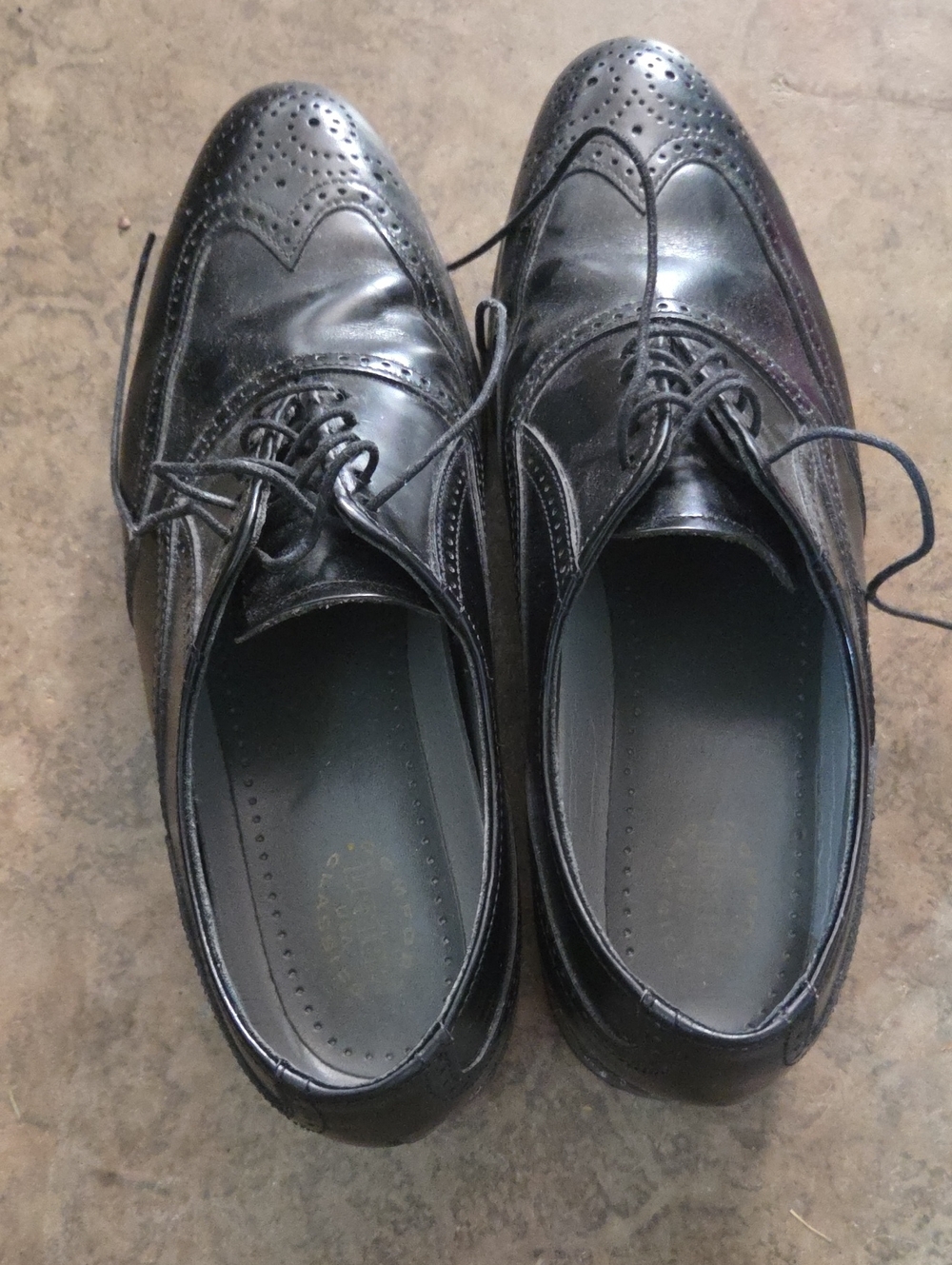 Dexter Black Men’s Wingtip Brogue Oxfords